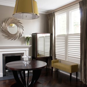 cafe-style-living-room-shutters
